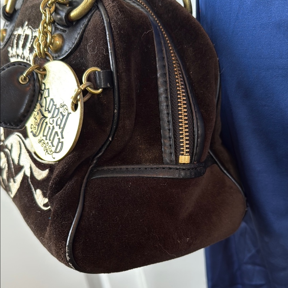 Juicy Couture ROYAL JUICY brown gold bowler bag purse Y2K - Picture 7 of 16